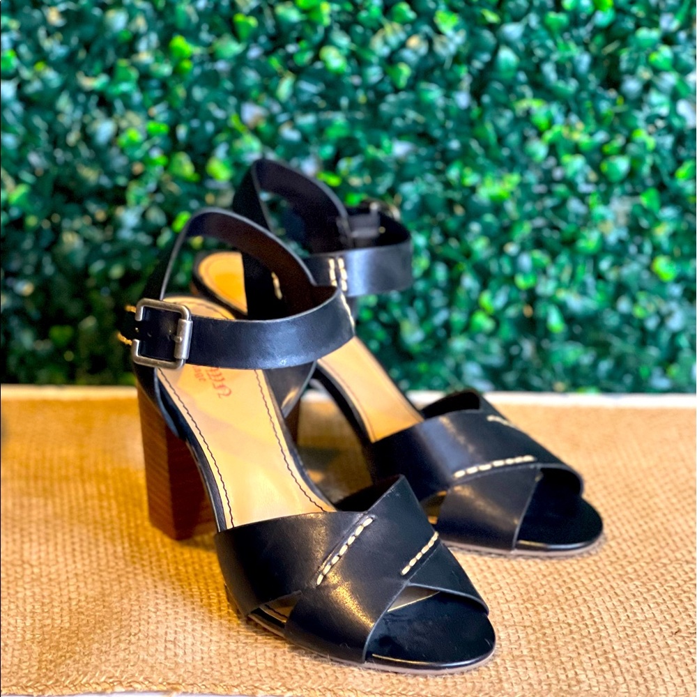 Black Sandals w/brown block heels, Crown Vintage, size 7, never worn